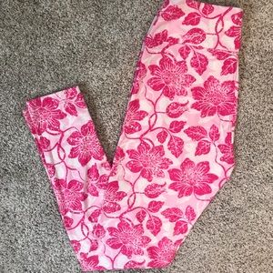 LuLaRoe OS leggings with flower print